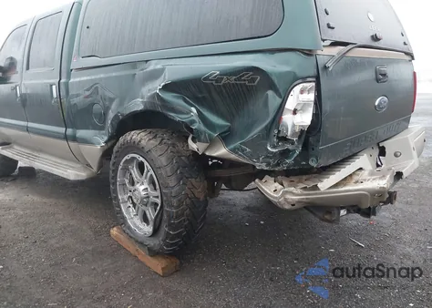 2008 Ford F250 Super Duty z USA, uszkodzony, nr VIN 1FTSW21R08ED47715